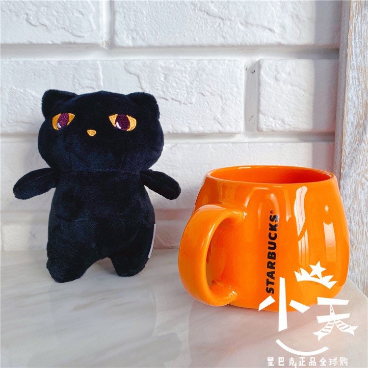 Starbucks China 384ml 2020 Halloween pumpkin mug with black cat chaining