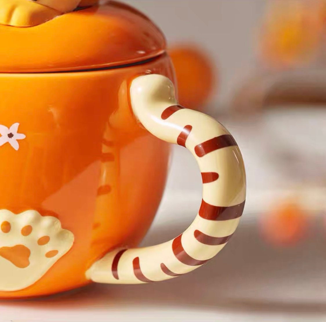 Starbucks China 300ml 2022 new year cute tiger series orange shape ceramics mug with tiger cover