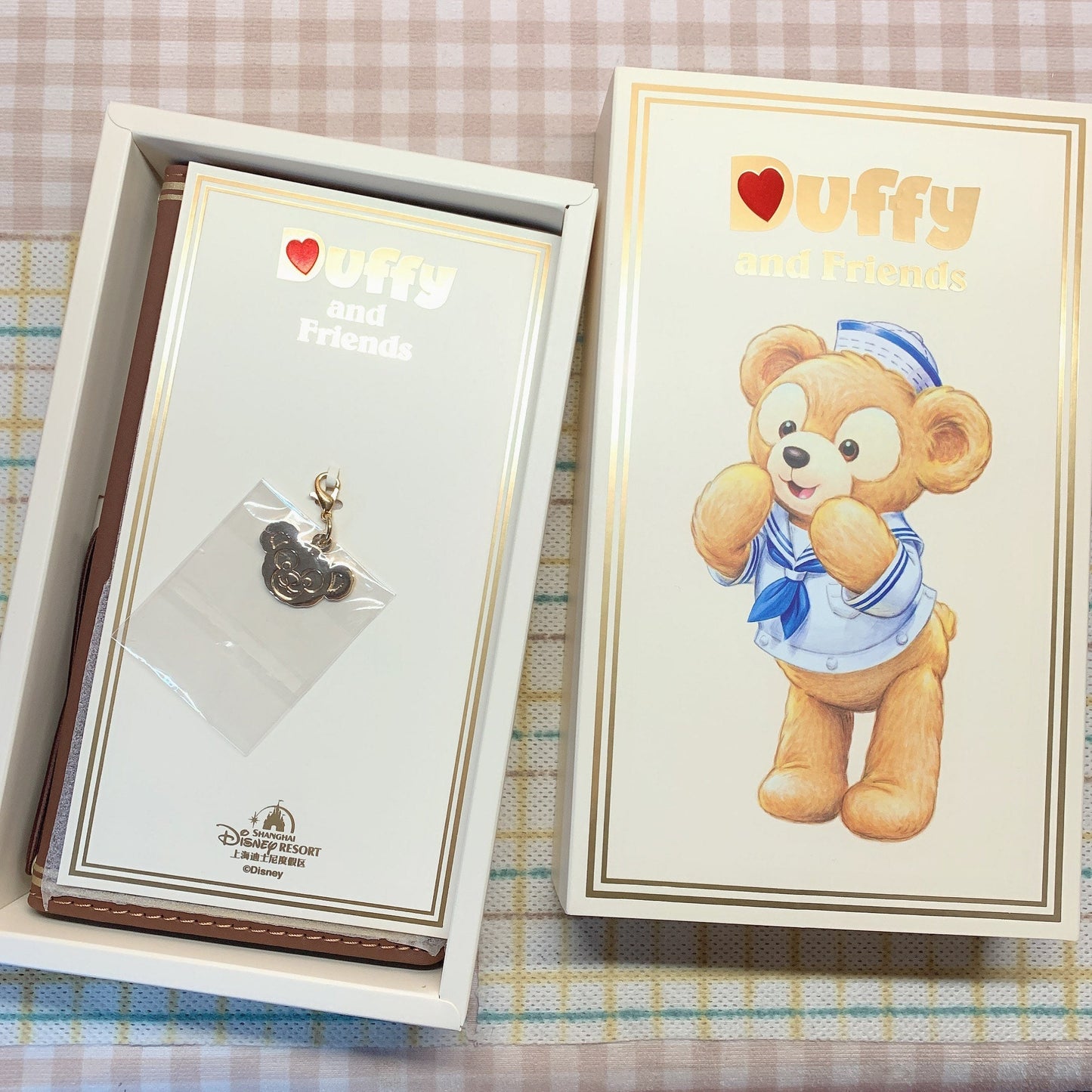 Shanghai Disneyland Duffy and friends Traveler's notebook（normal size）set