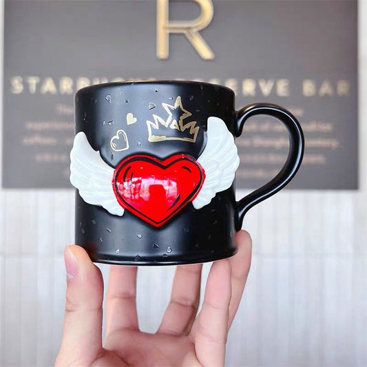 Starbucks China 355ml Valentine‘s Day chess series red heart wings with black ceramic mug